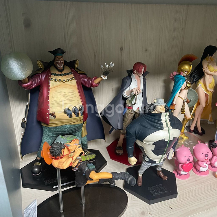 원피스 드래곤볼 피규어 각각 싸게 팝니다--2