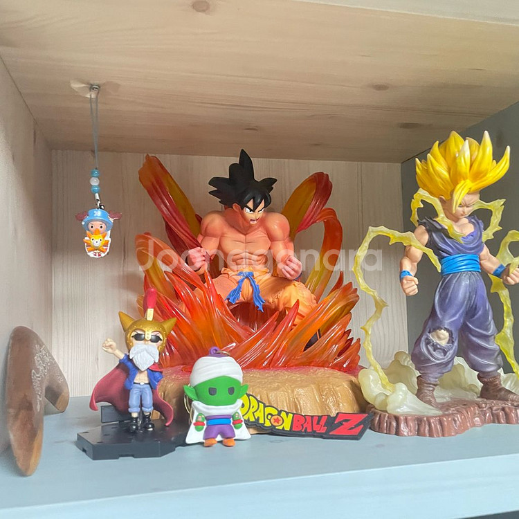 원피스 드래곤볼 피규어 각각 싸게 팝니다--5