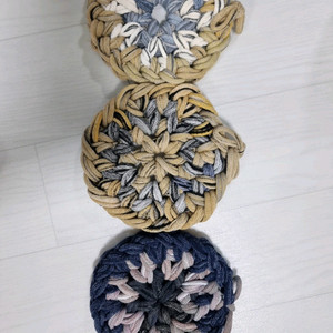 새상품)지름15cm 도톰한 핸드메이드 뜨개 냄비받침