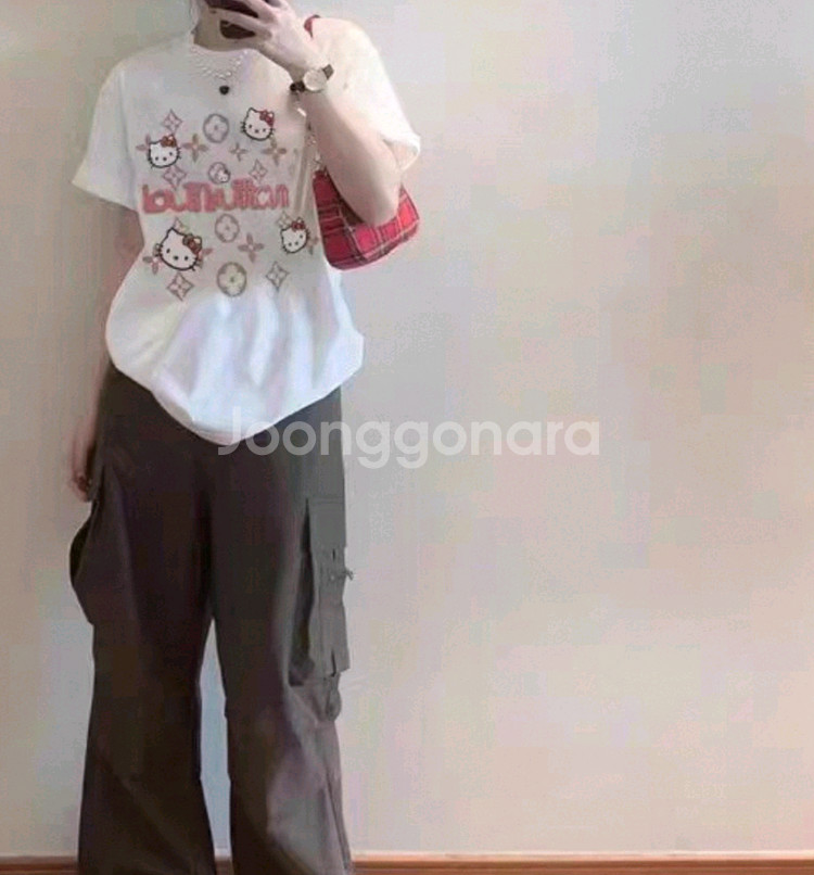 (새상품) 키티 티셔츠 싸게 팝니다 !--1