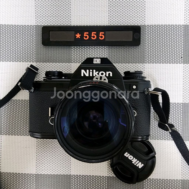 니콘 EM 필름카메라 28mm 3.5 광각렌즈--0