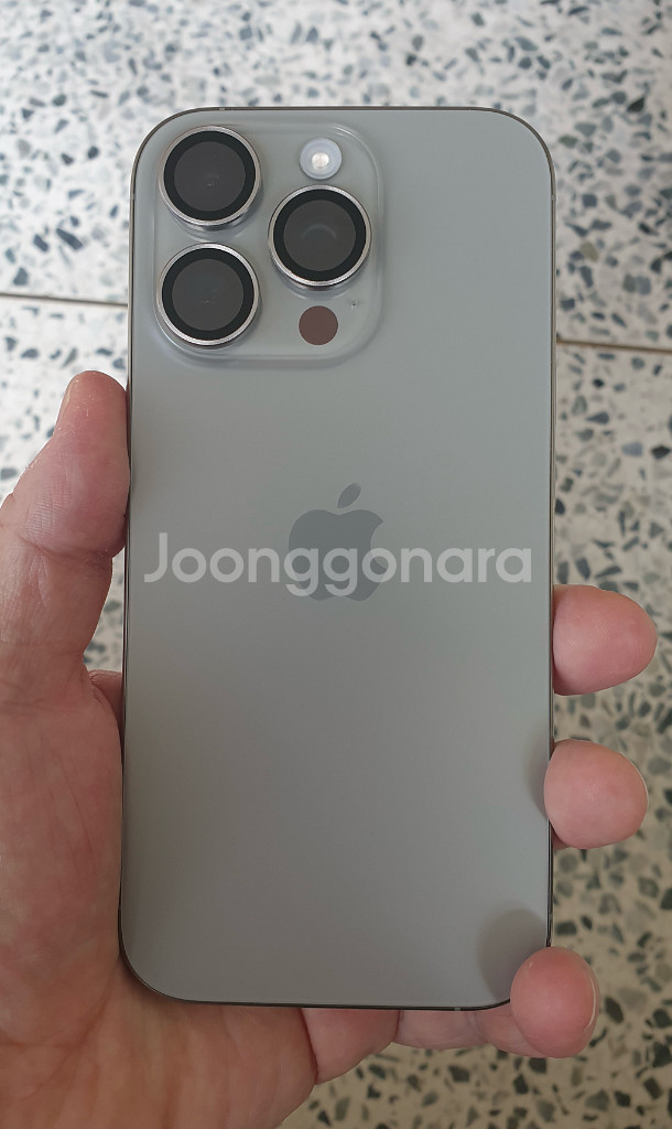 아이폰 16프로 256GB 내츄럴티타늄--0