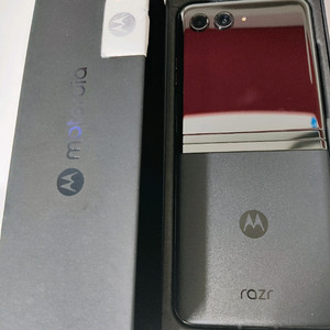 모토로라 레이저 40 울트라 256g