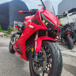 cbr650r 20년형3만 아크라풀배기구변완 블박2채널