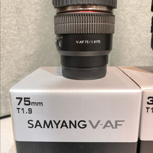 삼양 v-af 75mm