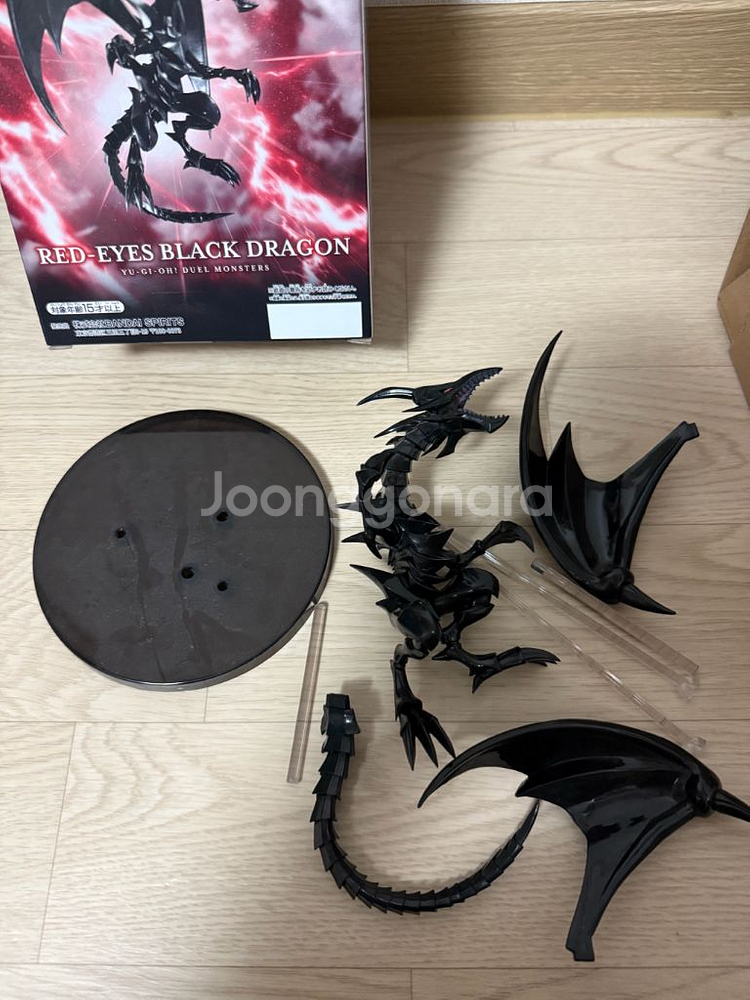 반프레스토 붉은 눈의 흑룡, 푸른눈의 백룡 Set--0