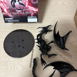 반프레스토 붉은 눈의 흑룡, 푸른눈의 백룡 Set