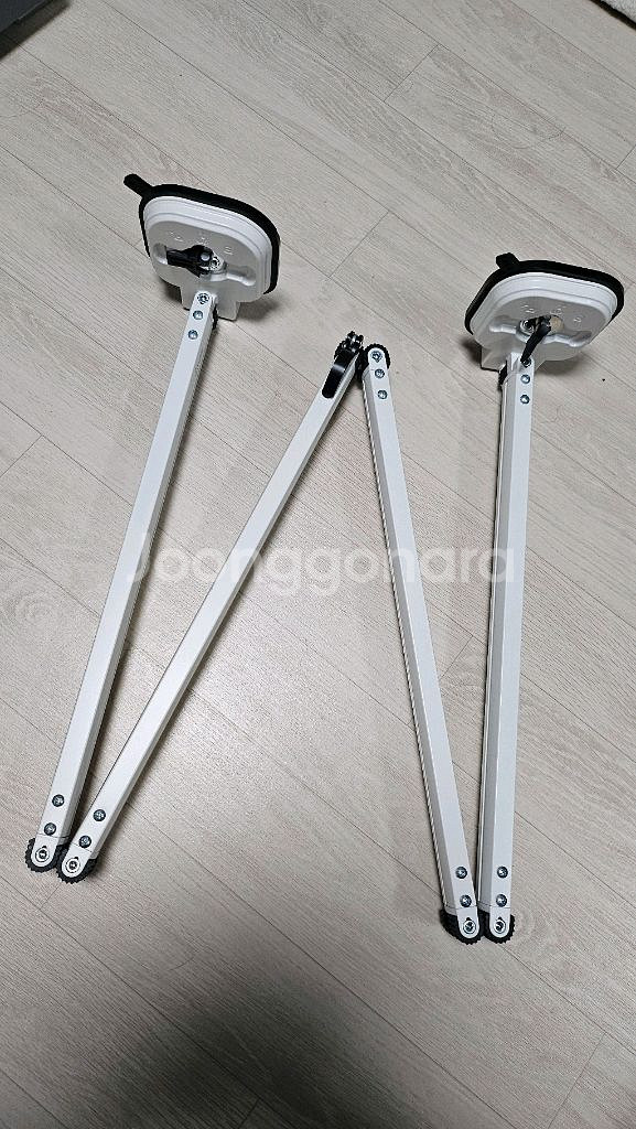 [자취생 필수품] 흡착식 빨래건조대--0