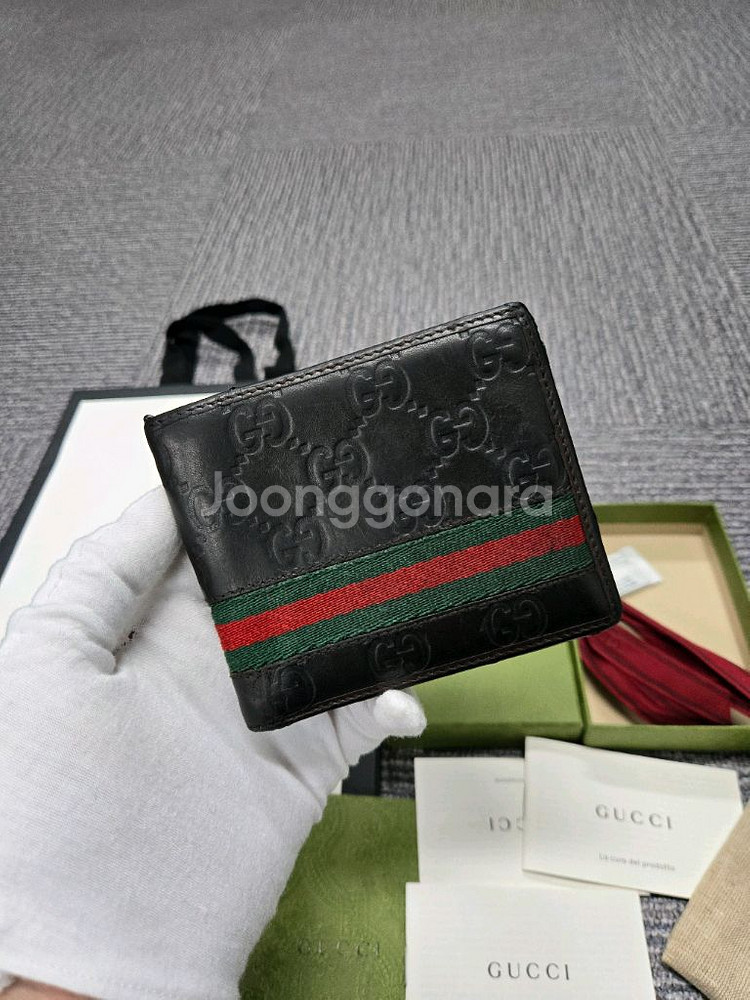 [정품]구찌 시그니처 삼선 반지갑--0