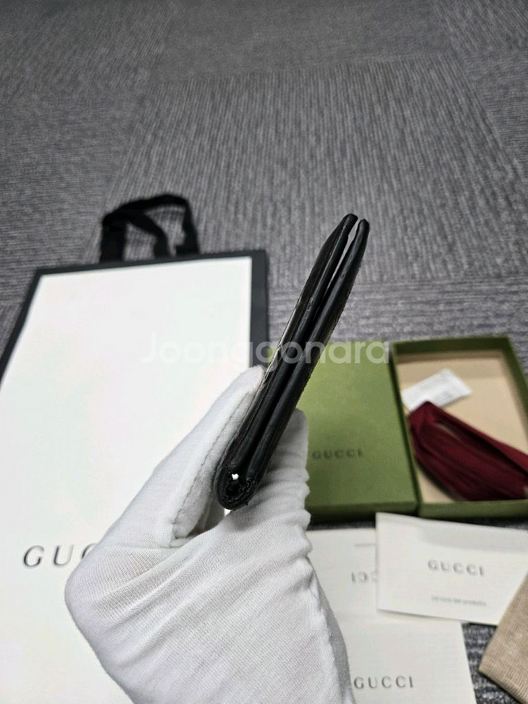 [정품]구찌 시그니처 삼선 반지갑--3