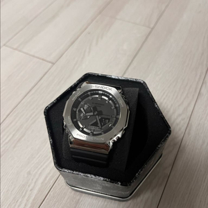 카시오 지샥 GM-2100-1A 새거 판매