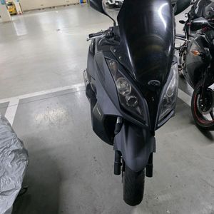 킴코다운타운 125i