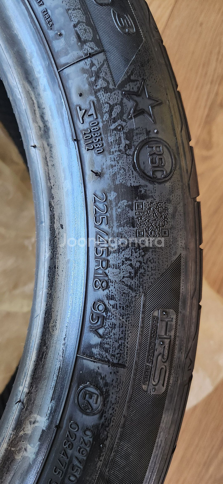 bmw 3 순정 타이어(225/45R18 금호타이어)--0