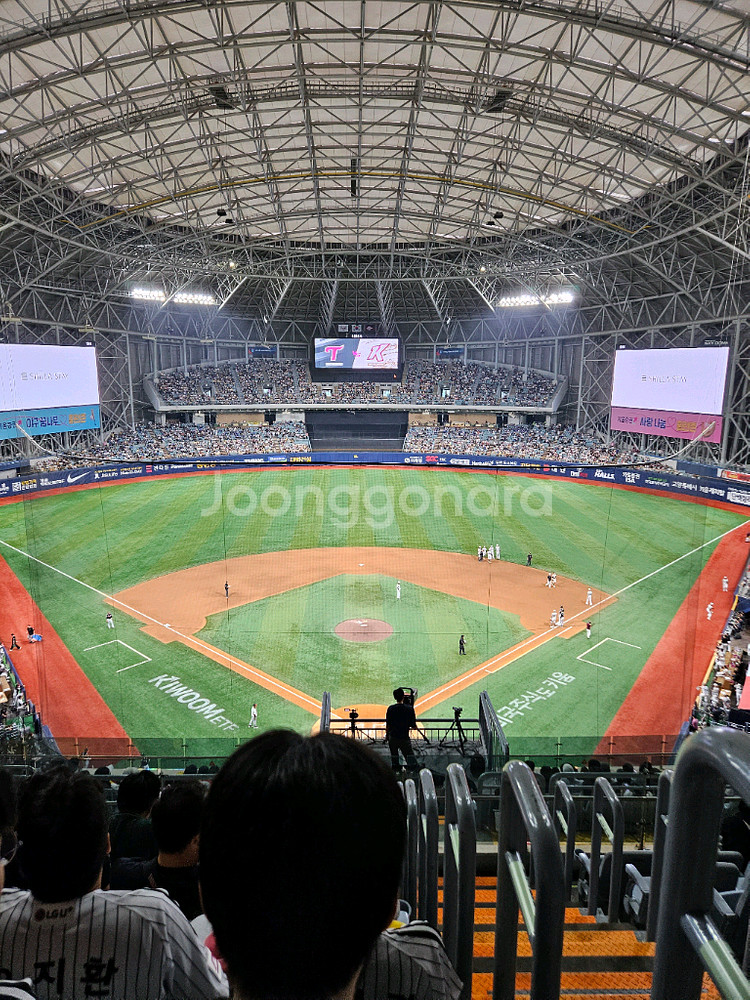 7/23 롯데 키움 4층 중앙지정석 2/4연석--0