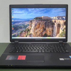 기가바이트 P27 i7-4세대 고사양 게이밍 노트북