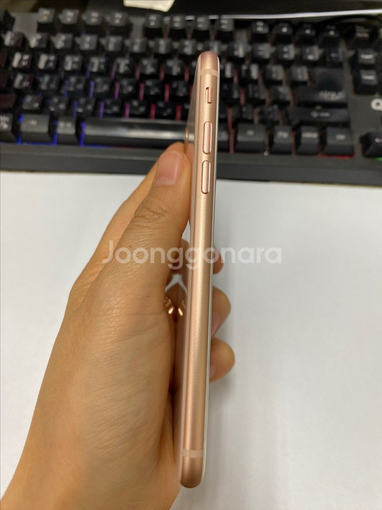 아이폰8 로즈골드 SSS급 128GB 배터리100%--4