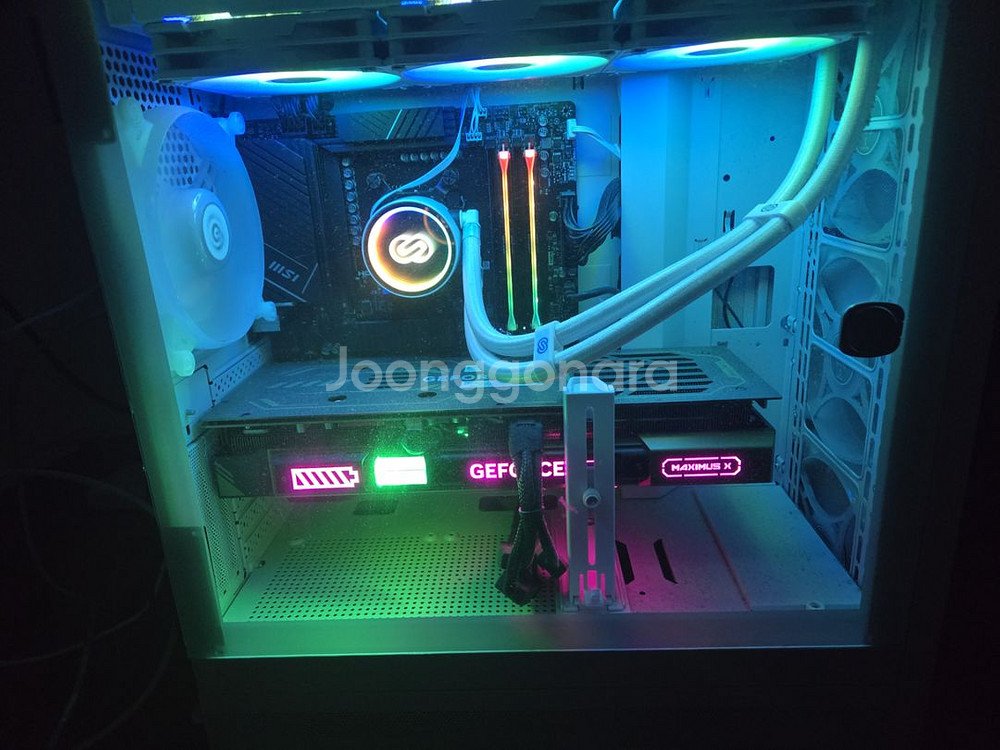 4090완본체 판매합니다--0