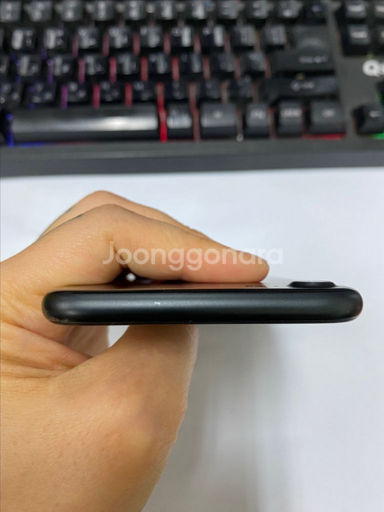 아이폰7 매트블랙 A급 32GB 배터리100%--3