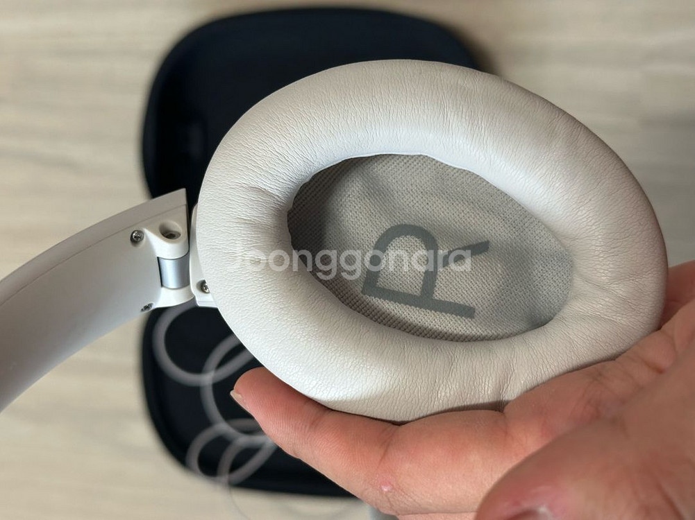 보스 qc45 헤드폰 판매합니다--4