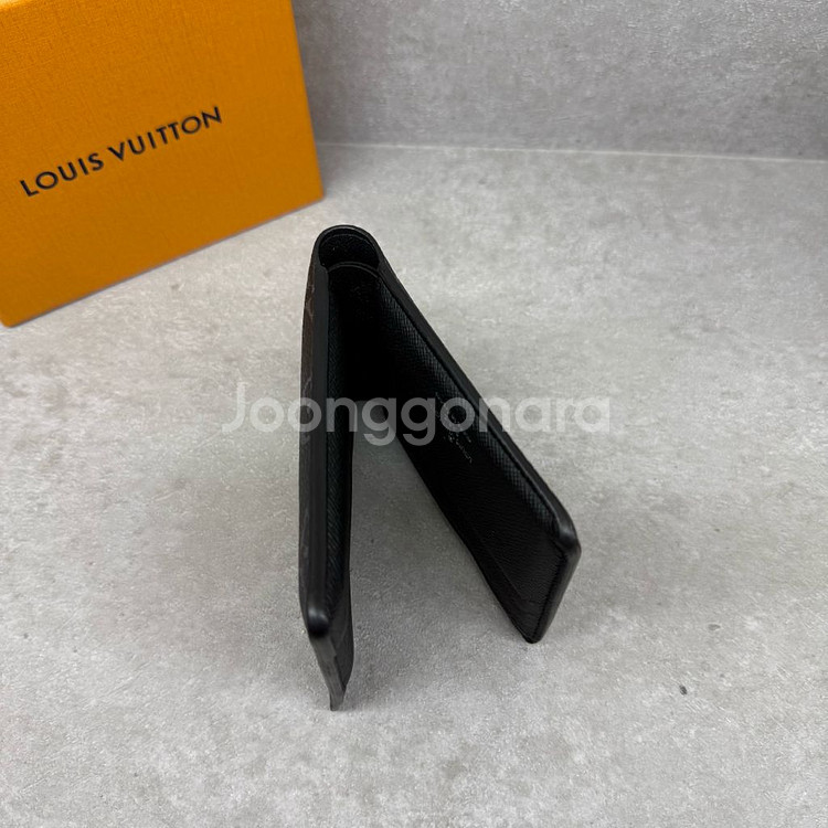 [정품]루이비통 모노그램 이클립스 멀티플 월릿 반지갑--4