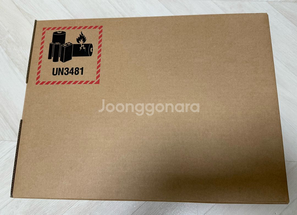 맥북에어13 M4 16GB 512GB 실버 미개봉--0