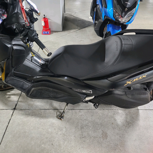 xmax