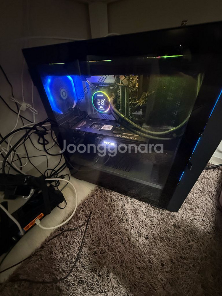 게이밍PC RTX4070Ti / i7-137/ 32GB--3