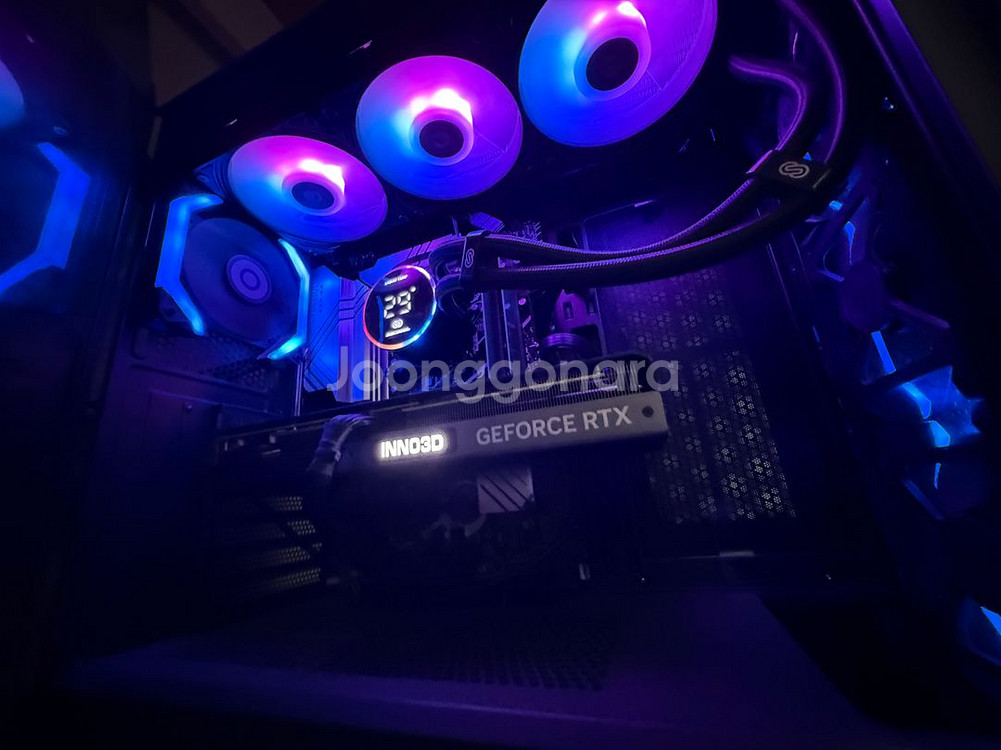 게이밍PC RTX4070Ti / i7-137/ 32GB--0