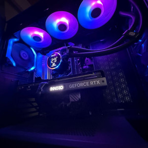 게이밍PC RTX4070Ti / i7-137/ 32GB
