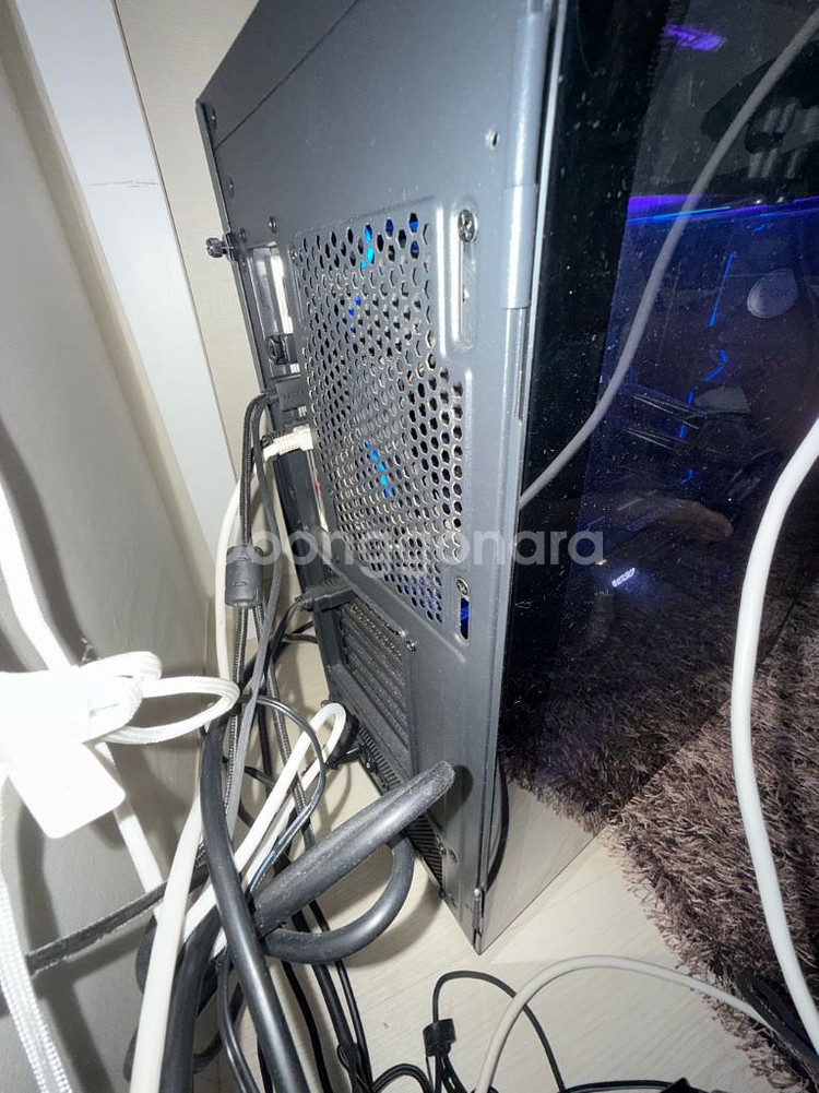 게이밍PC RTX4070Ti / i7-137/ 32GB--5