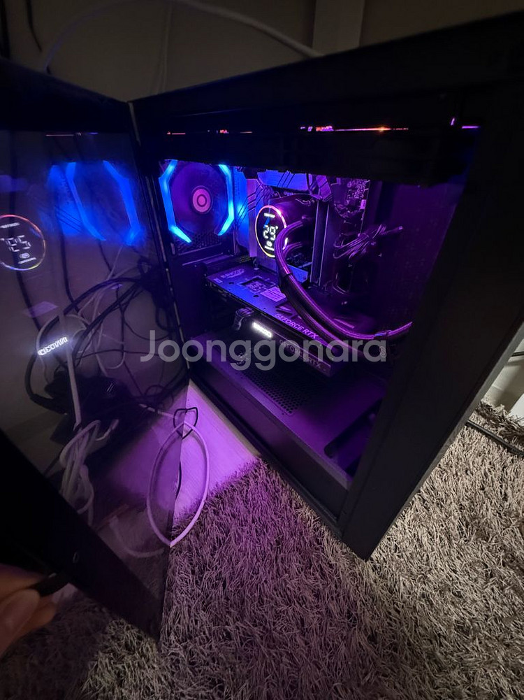 게이밍PC RTX4070Ti / i7-137/ 32GB--1