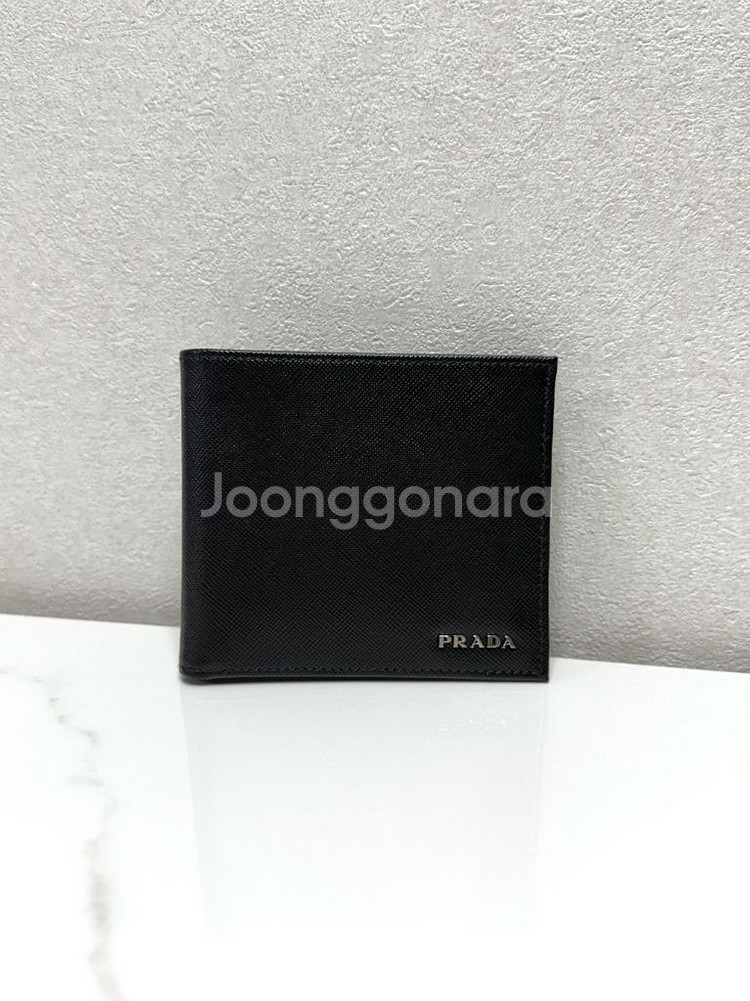 (정품/S급)프라다 사피아노 투톤 반지갑--1