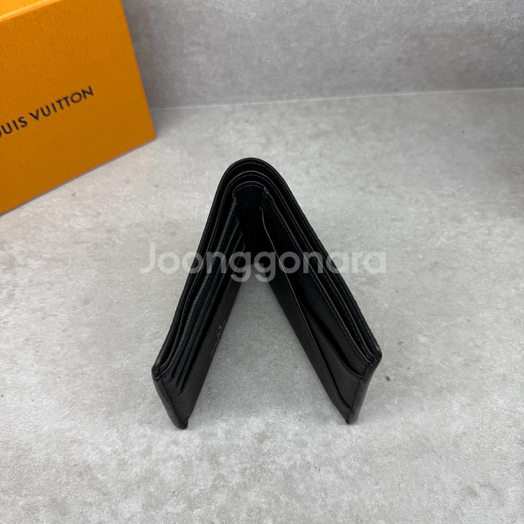 루이비통 이클립스 멀티플 반지갑--3