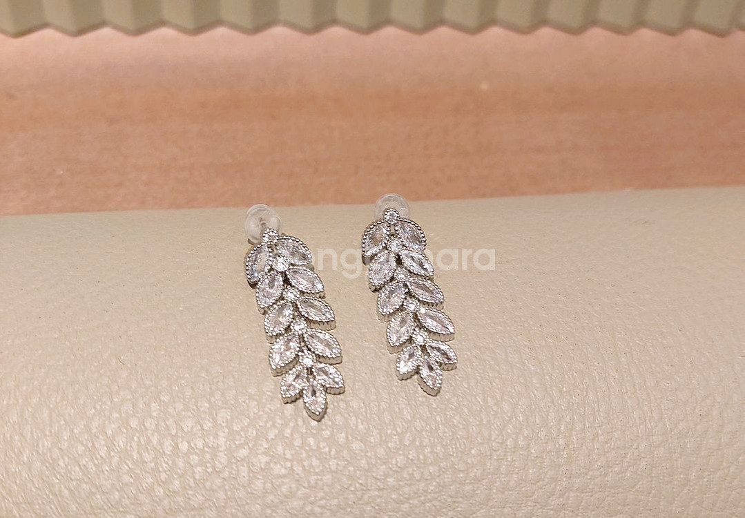 3cm 지르코니아 드롭 은침귀걸이--4