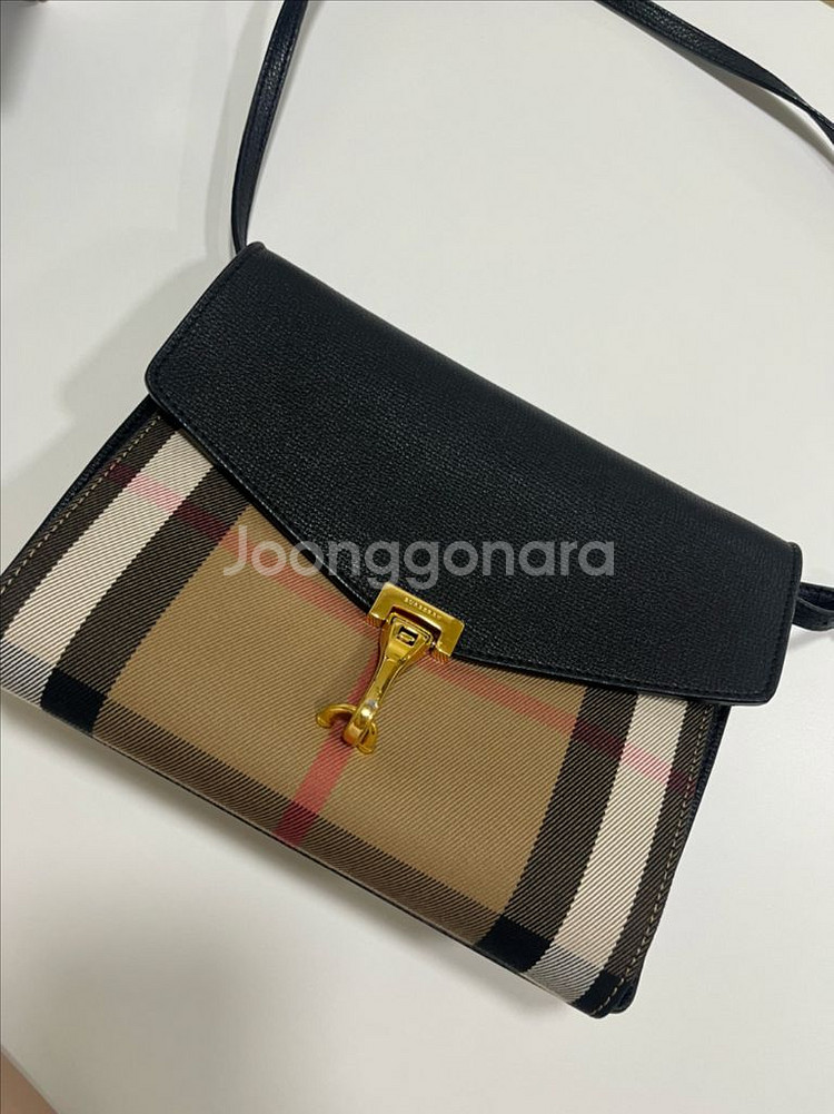 버버리 맥켄--0