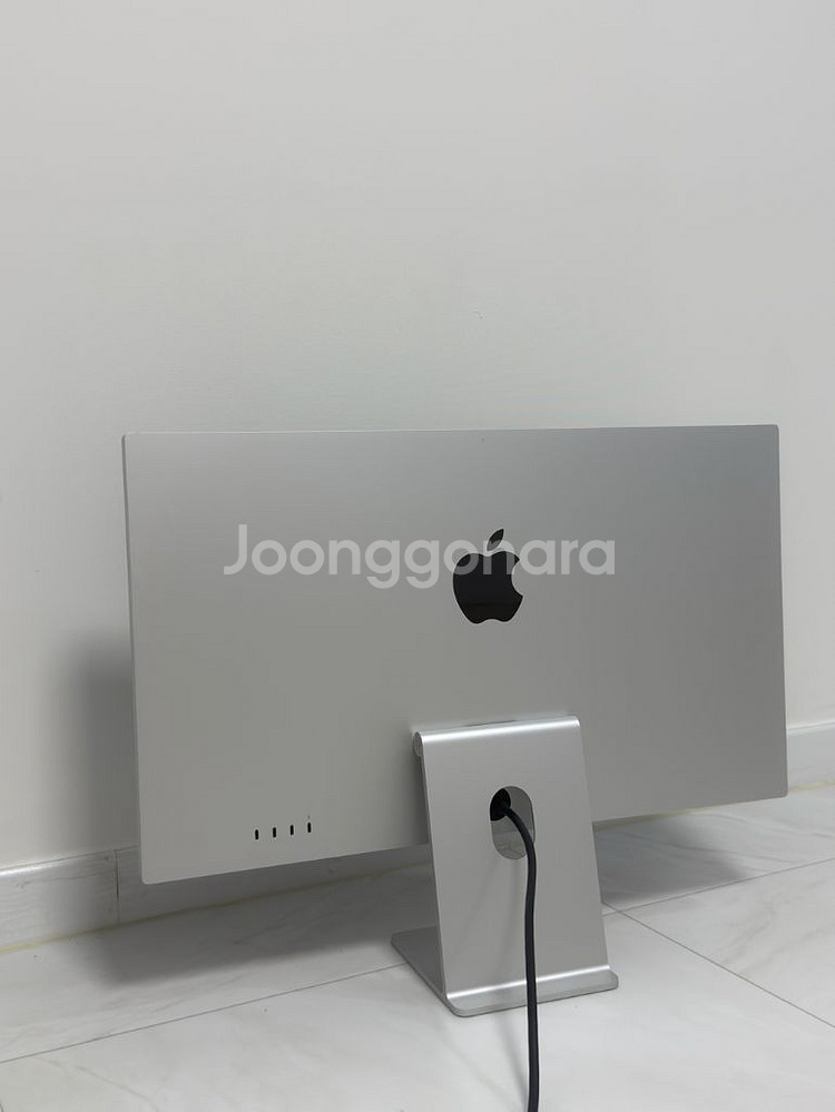 애플 모니터 스튜디오 디스플레이 5k--0