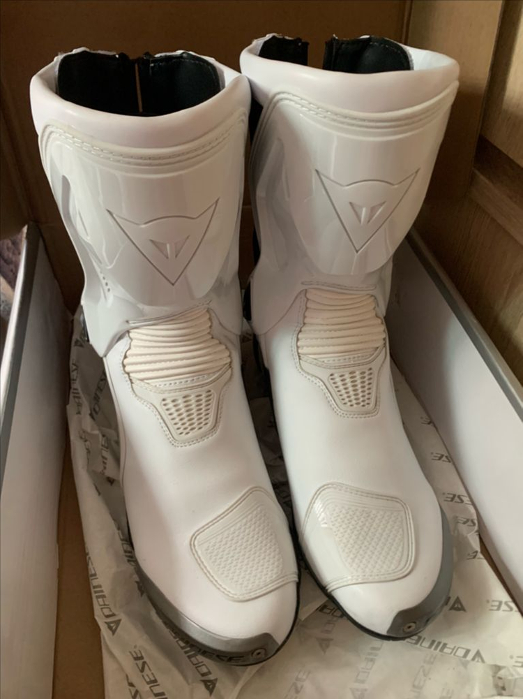 다이네즈 토크아웃 3 화이트 44--1