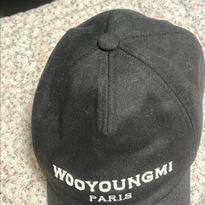 우영미 모자