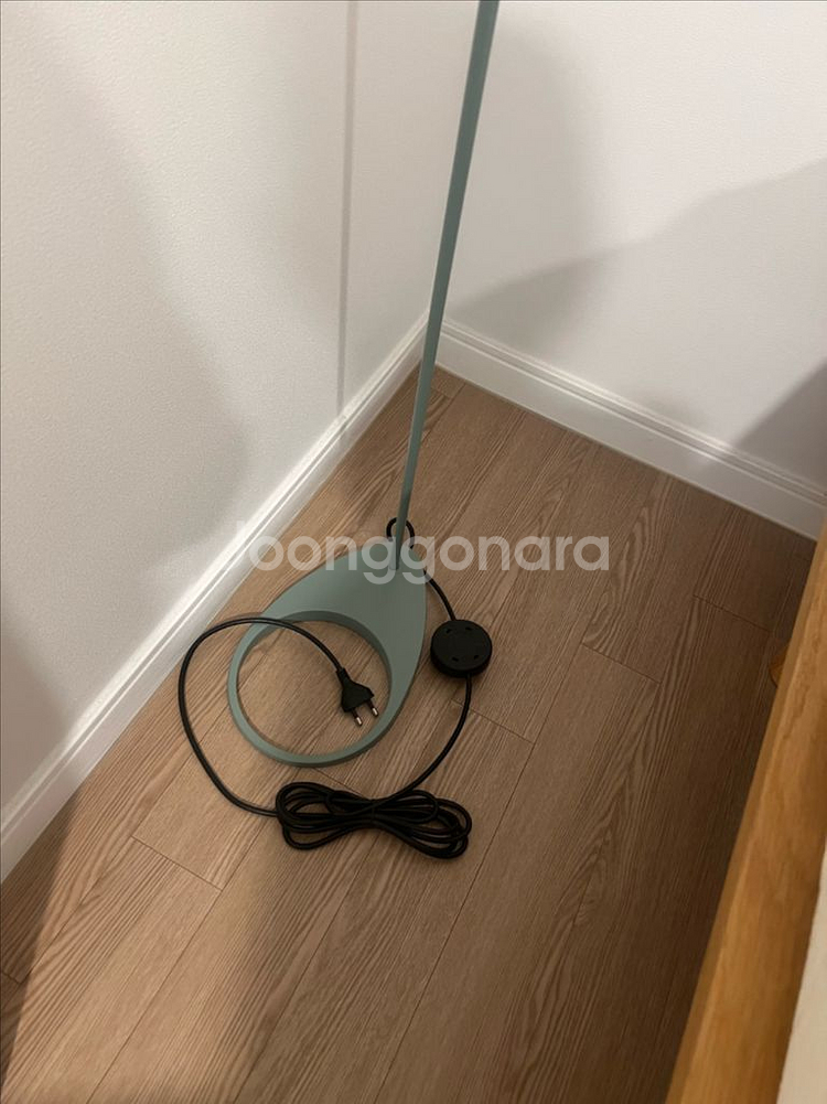 루이스폴센 AJ 플로어 램프 페일그레이--3