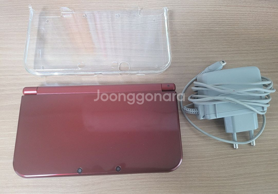 New 닌텐도 3ds XL+충전기+케이스 판매합니다--2