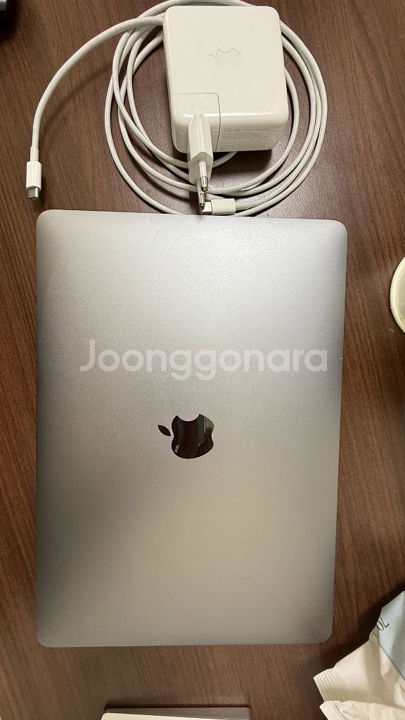 맥북프로 13인치 2020 i7 / 16GB / SSD--0