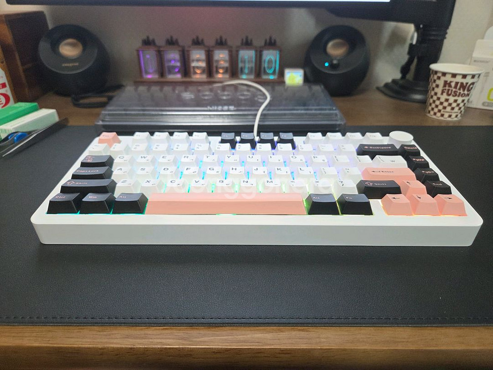 hi8se 알루미늄 키보드 팝니다--3
