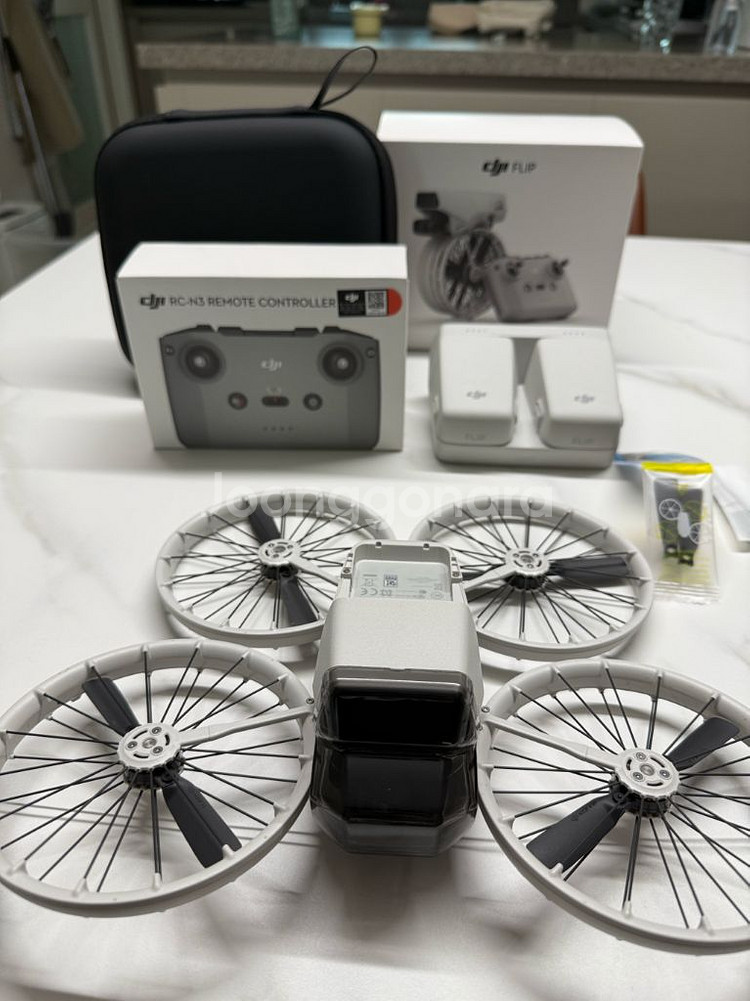 DJI 플립 기본셋+케어보험+추가배터리+ 충전허브--0