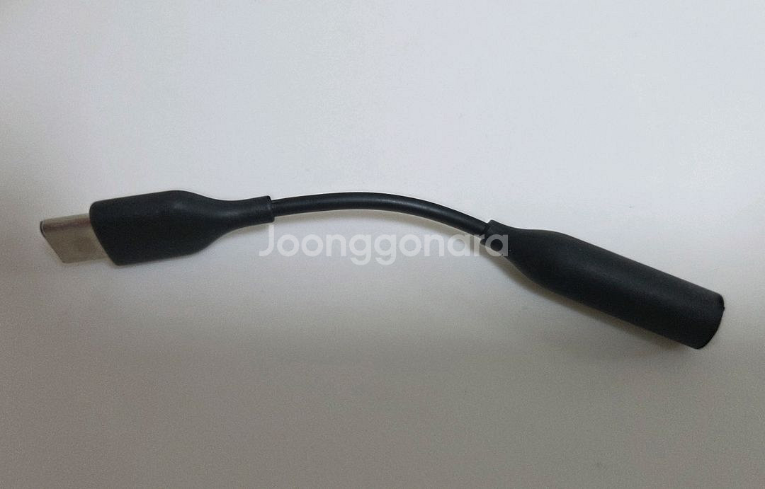 USB-C to 3.5mm 오디오 잭 어댑터--1