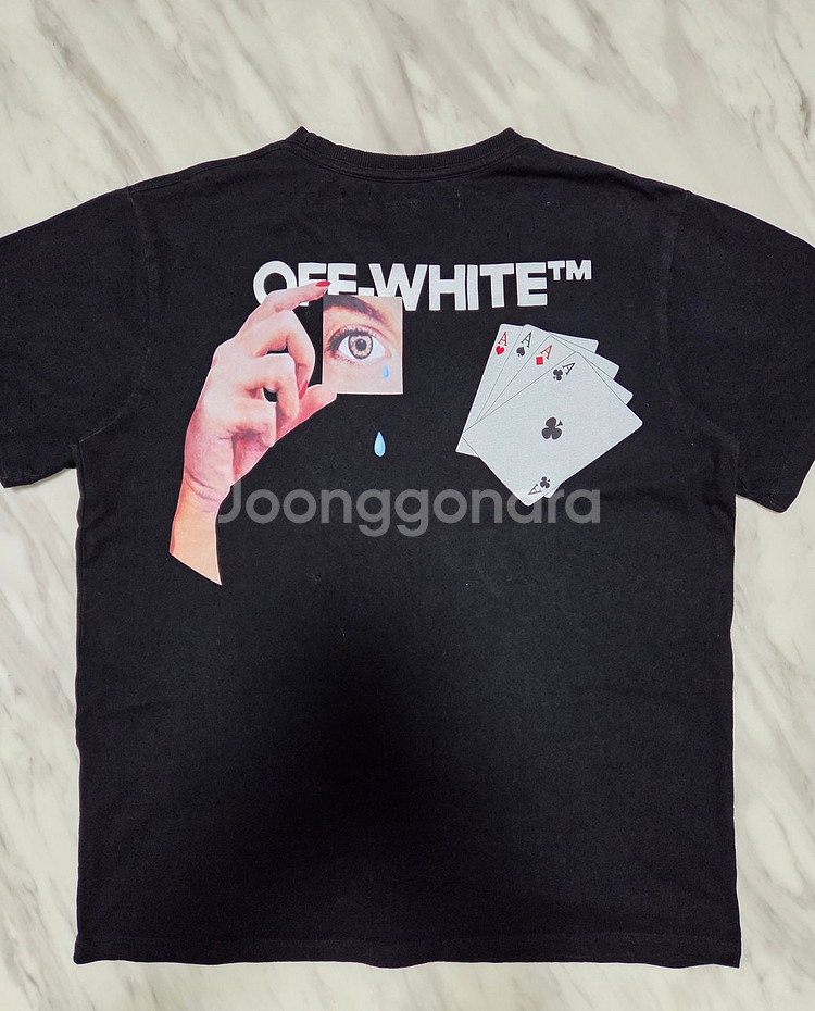 오프화이트 핸드카드 반팔티--0