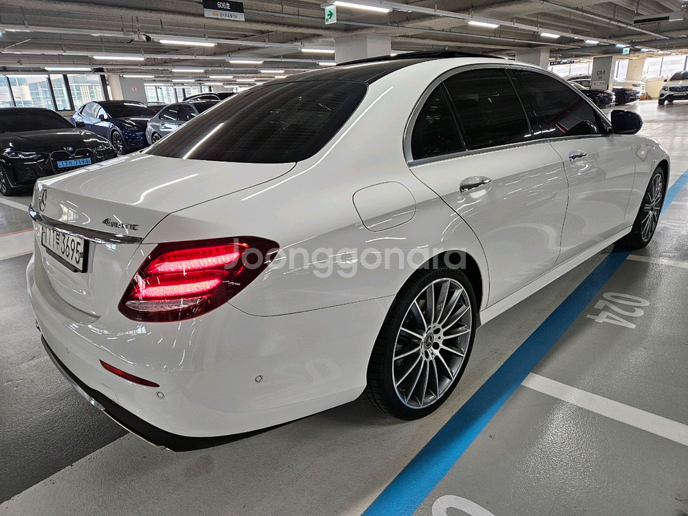 벤츠 E클래스 w213 E350 4Matic(299마력--2