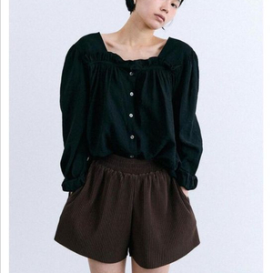 로이크 pleats shorts 플리츠 반바지