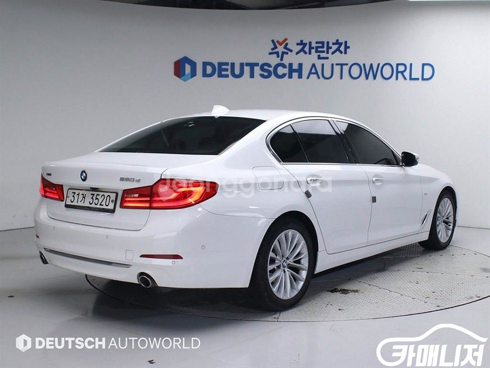 [BMW]5시리즈 (G30) 520d xDrive 럭셔--1
