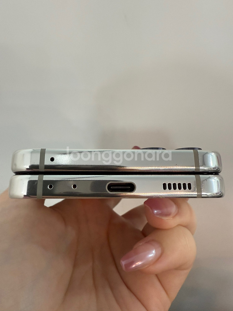 갤럭시Z플립5 256GB 크림/ Y970--3