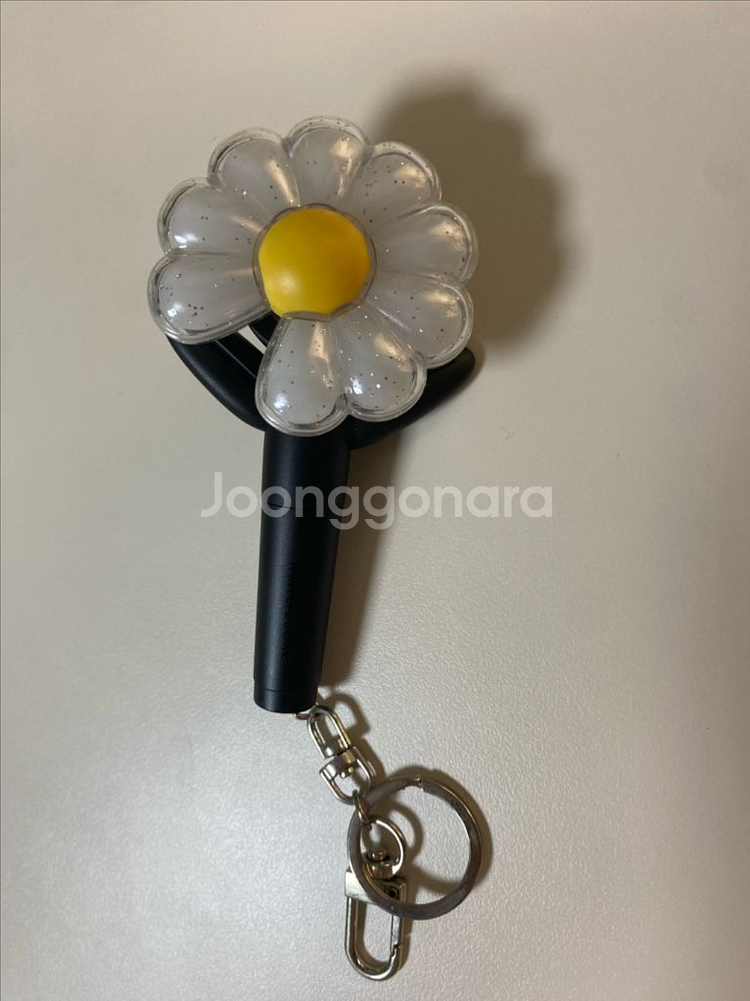<오늘만>빅뱅 지드래곤 응원봉 키링 데이지봉 싸게 판매--0